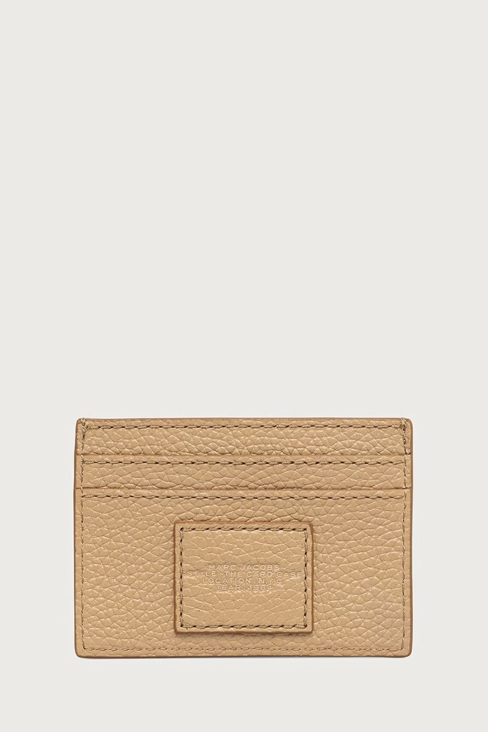 MARC JACOBS Etui na karty damskie skórzane THE CARD CASE 2P4SMP045S02 beżowy AW26