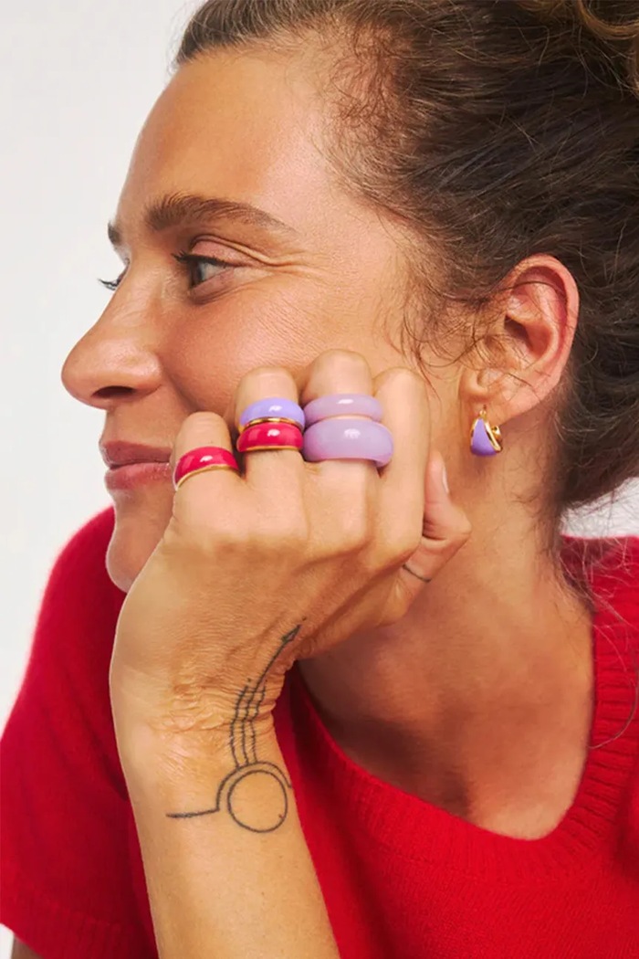 Dodatki BERRIES prstan ženski pozlačen srebrni emajl Viva Lavender Mini Ring PVML13 zlata