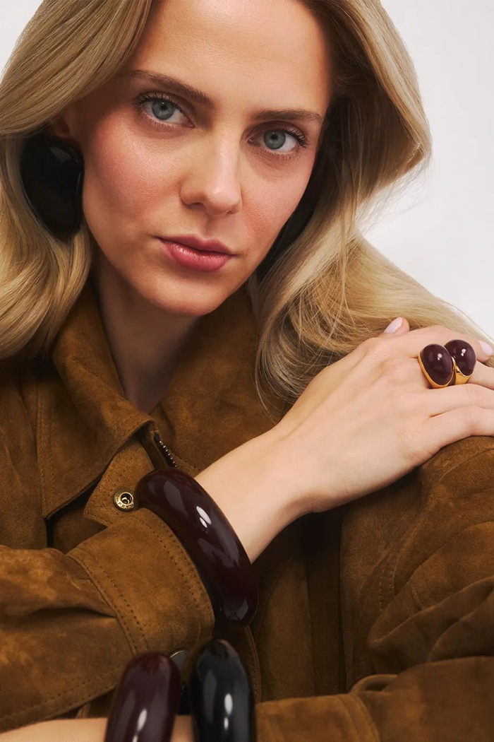 Dodatki BERRIES prstan ženski pozlačen srebrni emajl Viva Burgundy XL Ring PVWW13 zlata