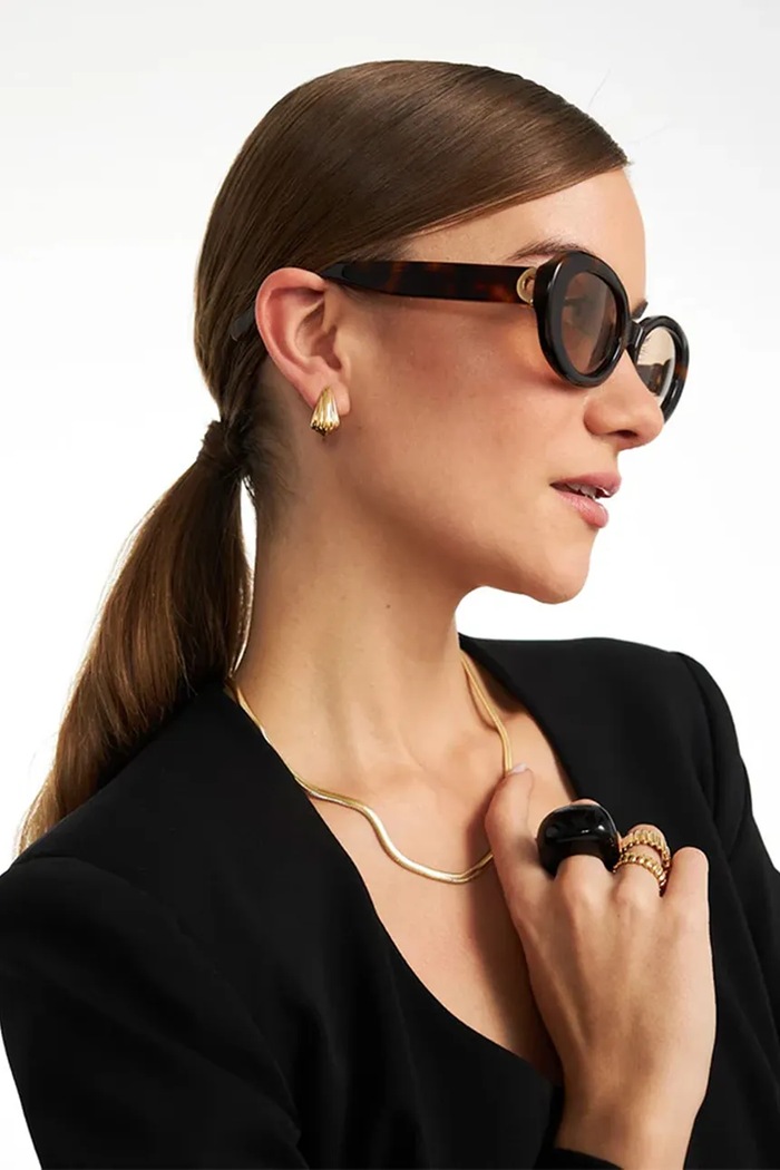 BERRIES naušnice za žene pozlaćene srebrne SHELL MINI Earrings K0006G zlatna AW26
