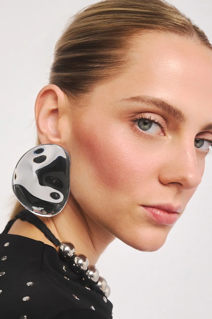 BERRIES naušnice za žene Oyster Maxi Earrings KMI002 srebrna AW26