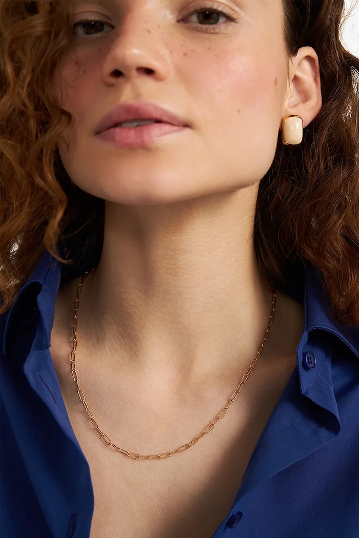 Doplnky BERRIES Náušnice dámske pozlátené strieborné smalt Alexis vanilla Earings K0011G zlatá