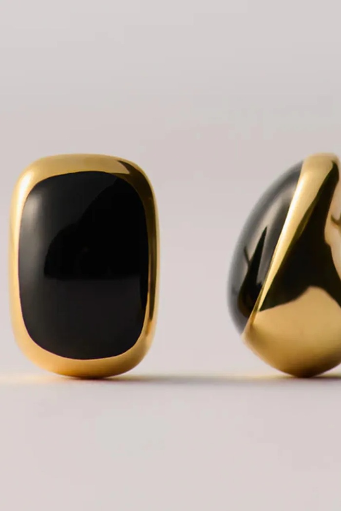 BERRIES Náušnice dámske pozlátené strieborné smaltované Alexis Black Earings K0010G zlatá AW26