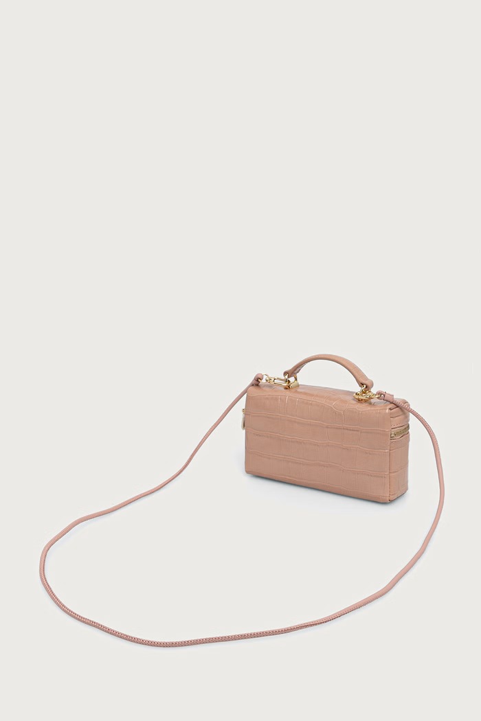 Akcesoria Furla Torebka crossbody damska skórzana Camelia Micro WE00625.BX4255.4910S różowy
