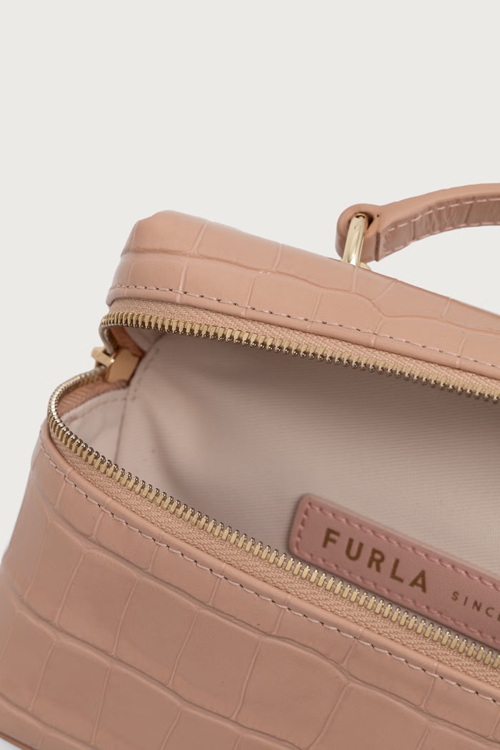 Torebka crossbody damska skórzana Camelia Micro Furla różowy WE00625.BX4255.4910S