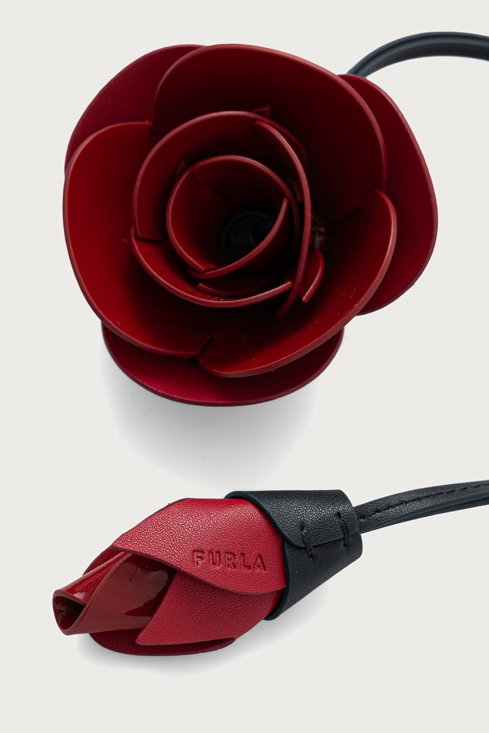 Akcesoria Furla Brelok damski skórzany Allegra Rose Charm WK00436.BX4791.2703S czerwony