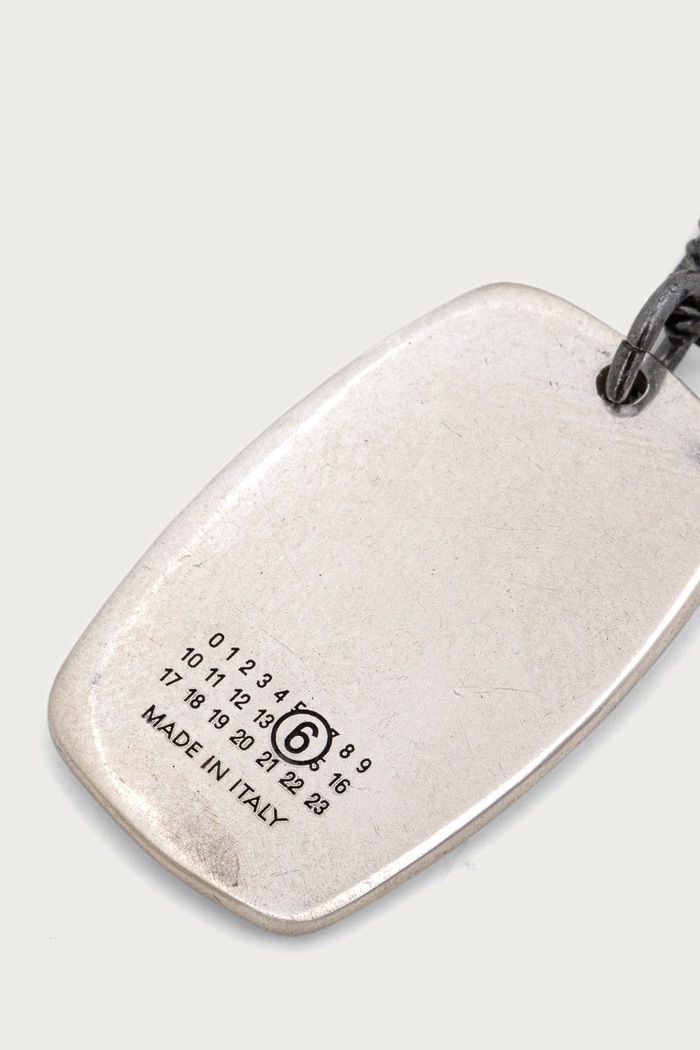 Akcesoria MM6 Maison Margiela naszyjnik z zawieszką mosiężny damski SM7UU0133.P9387 srebrny