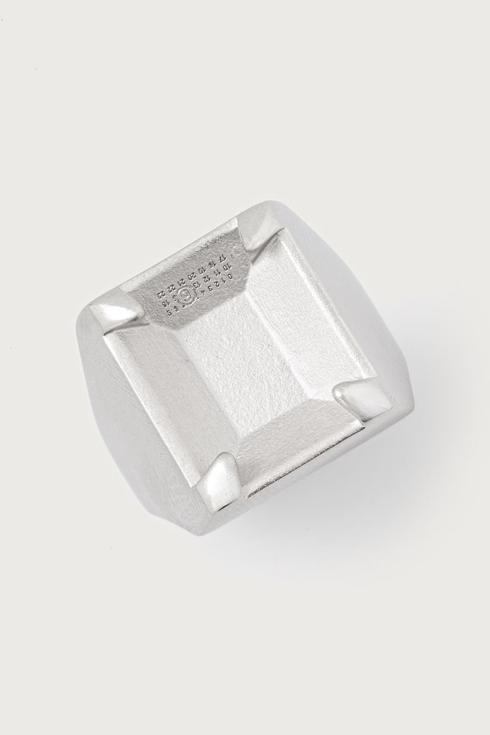 MM6 Maison Margiela Pierścionek damski mosiężny SM7UQ0129.P9386 srebrny AW26