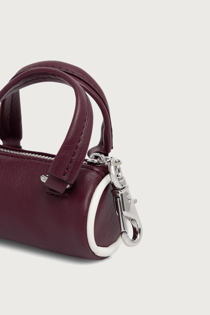 Tommy Jeans Privjesak za žene AW0AW19282 bordo AW26