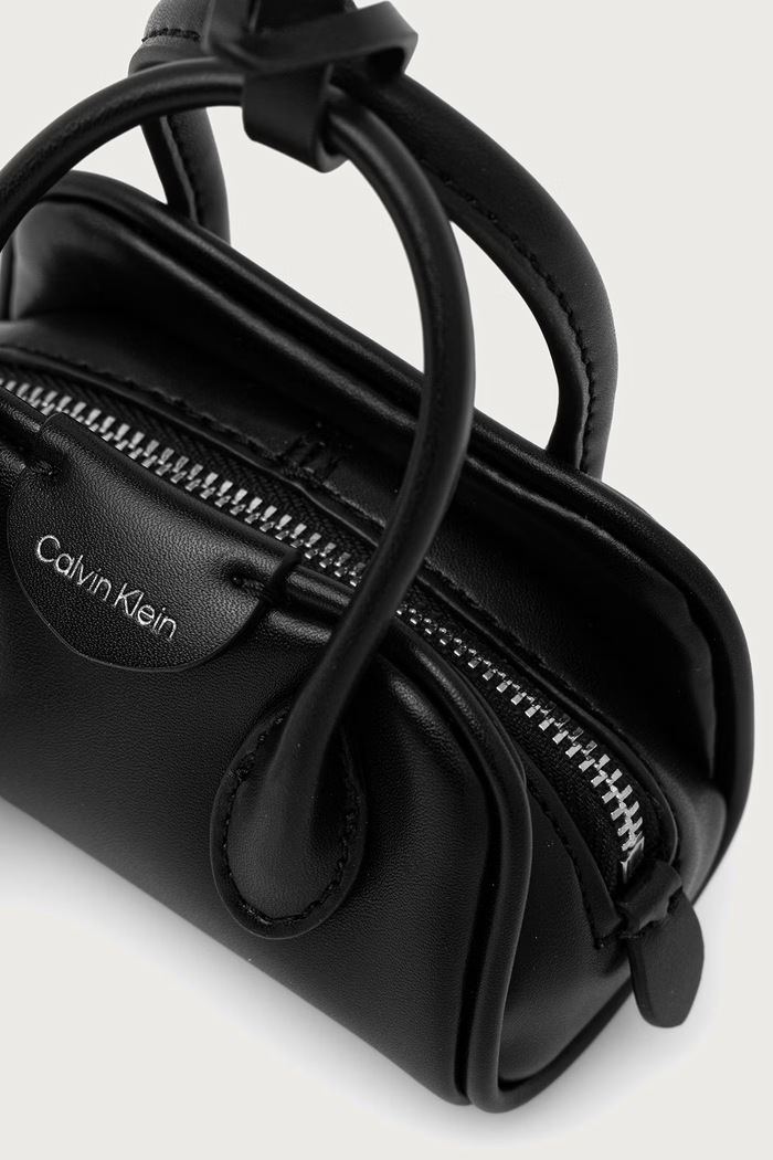Calvin Klein brelok damski LV04F1315G czarny AW26
