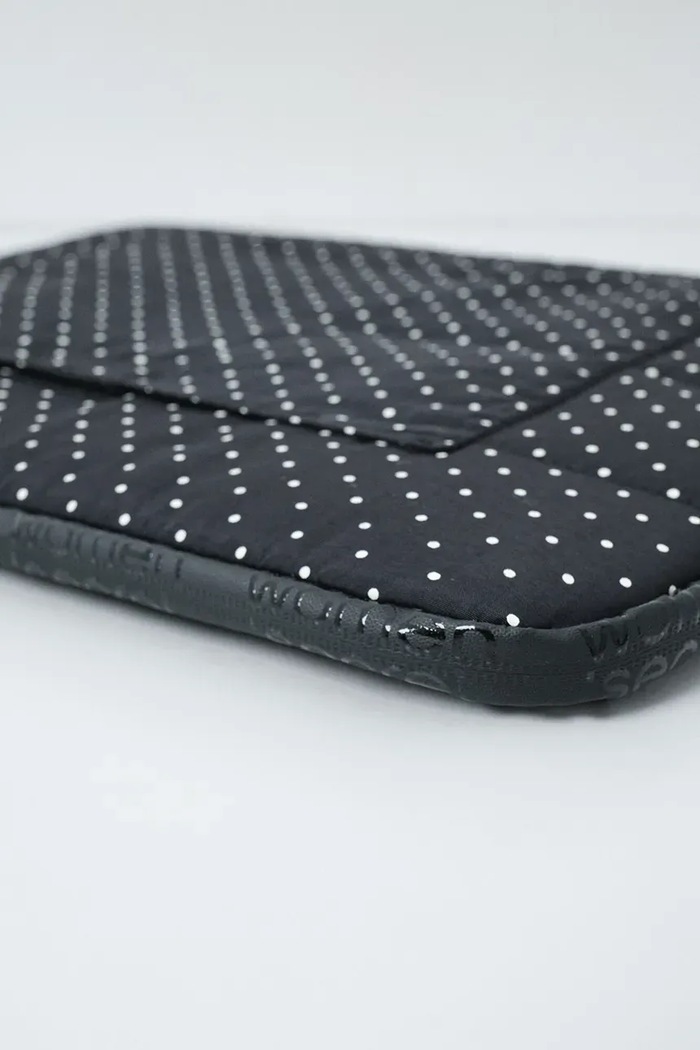 Pokrowiec na laptopa women'secret 4844749 czarny