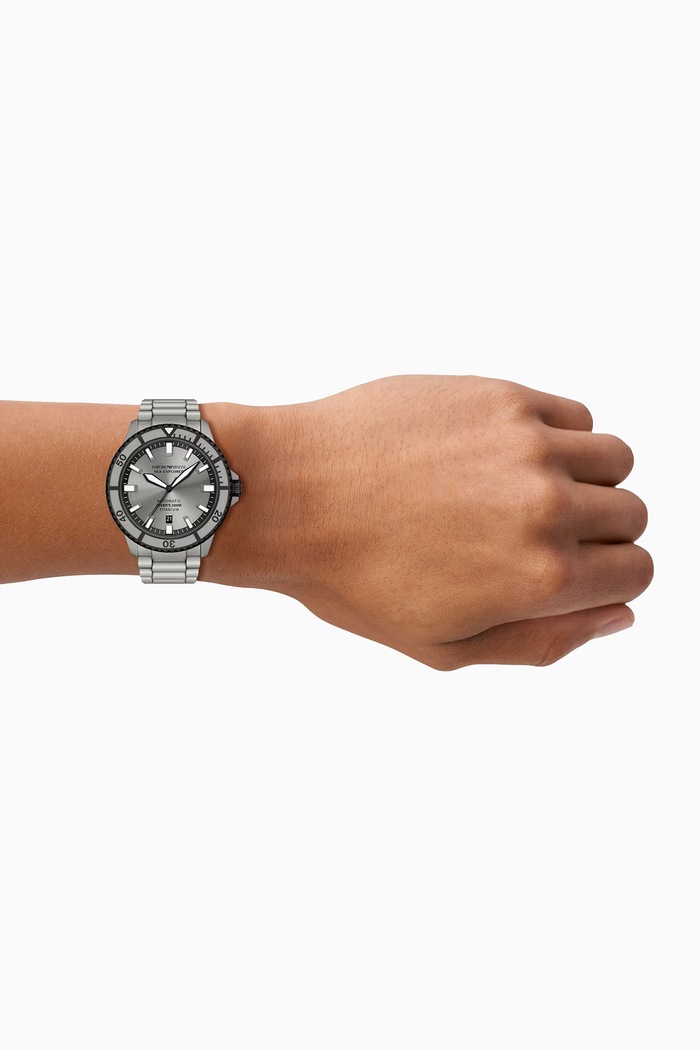 Часы для мужчин Sea Explorer Emporio Armani серый AR60099