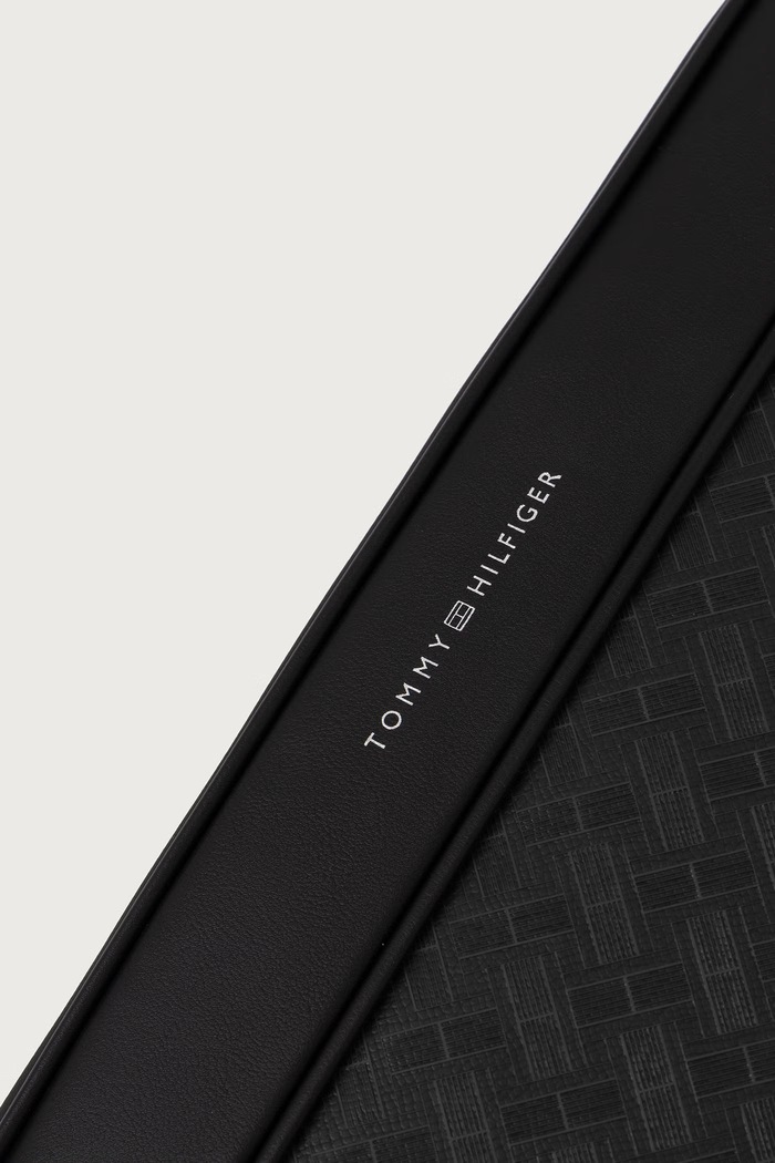 Doplňky Tommy Hilfiger Obal na notebook pánský AM0AM14842 černá