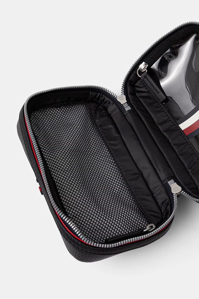 Tommy Hilfiger kosmetyczka męska z imitacji skóry AM0AM14824 czarny