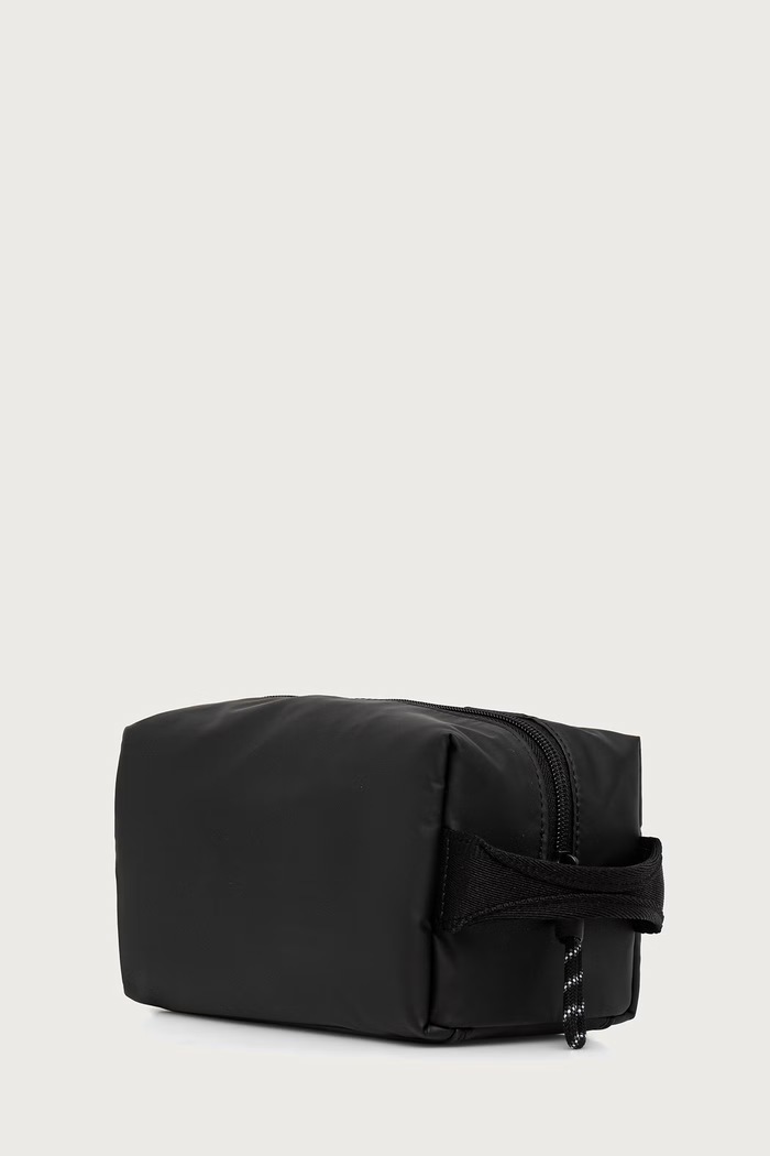 Calvin Klein Kozmetička torbica za muškarce LV04D1293G crna AW26