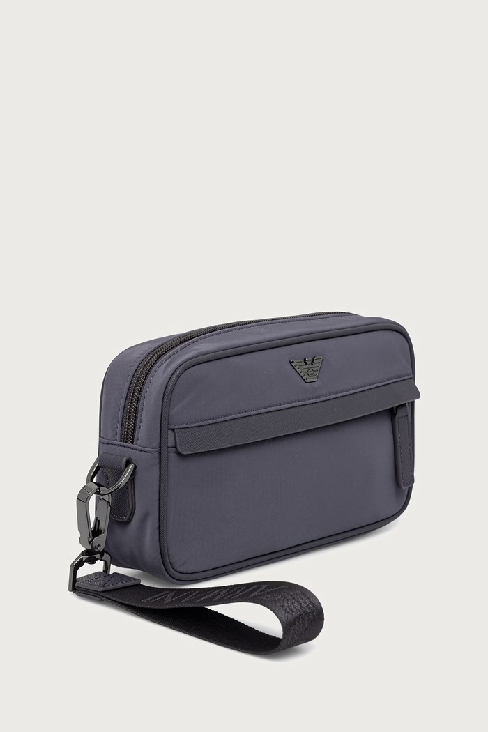 Emporio Armani Kosmetyczka męska EM001811.AF28784 szary AW26