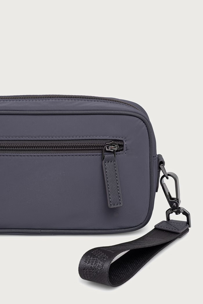 Akcesoria Emporio Armani Kosmetyczka męska EM001811.AF28784 szary