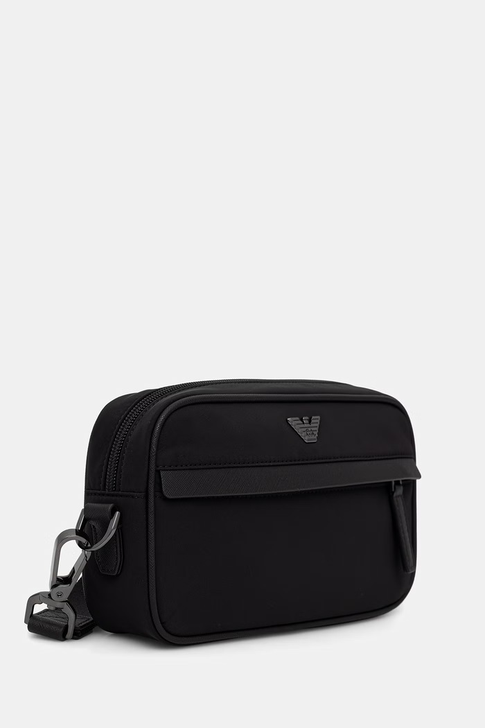 Emporio Armani kosmetyczka męska EM001811.AF28784 czarny AW26