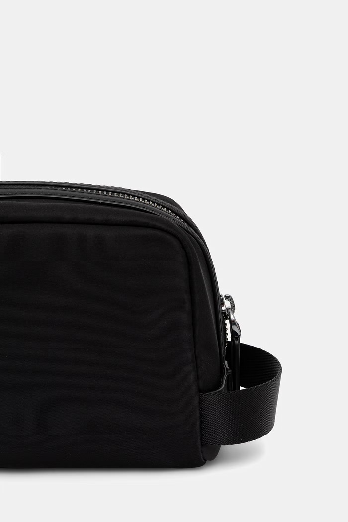 Michael Kors kosmetyczka męska Brooklyn czarny 33T6GHDT7O