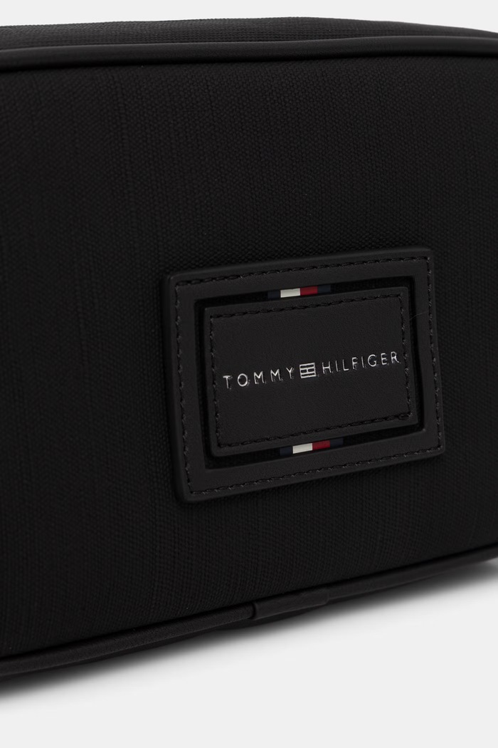 Akcesoria Tommy Hilfiger kosmetyczka męska AM0AM14549 czarny