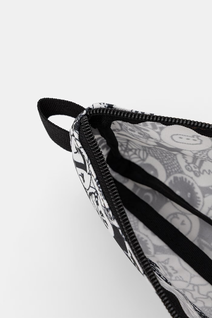 Jansport piórnik Basic Accessory Pouch czarny EK0A5BAEA0L