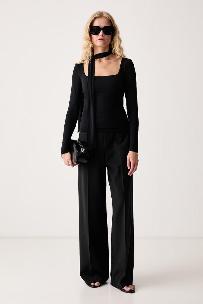 Le Privé Bluzka damska z modalem REINE TOP NOIR LP00494 czarny AW26