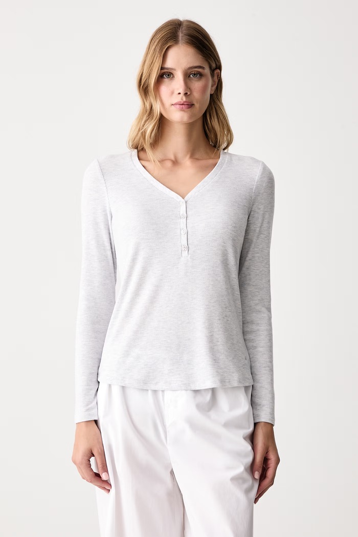 Triumph Longsleeve piżamowy damski z wiskozą szary 10225031