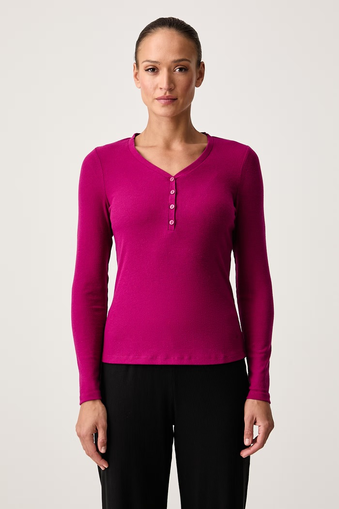 Triumph Longsleeve piżamowy damski z wiskozą różowy 10225031
