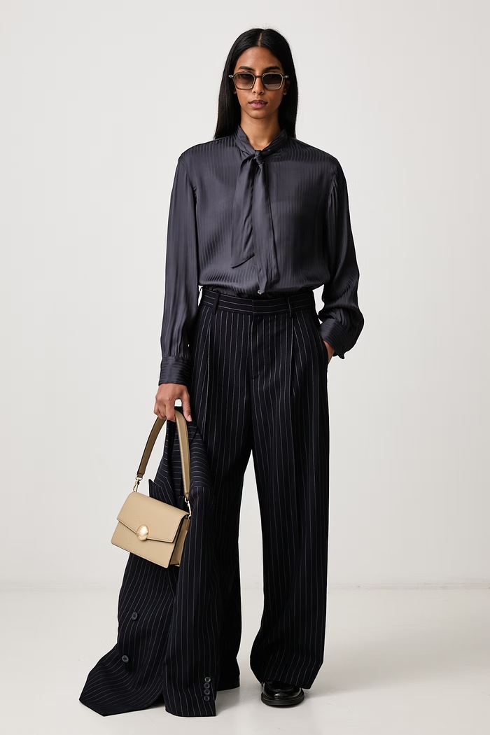 A.P.C. Marguerite koszula z wiskozy damska VIAML.F13475 granatowy AW26