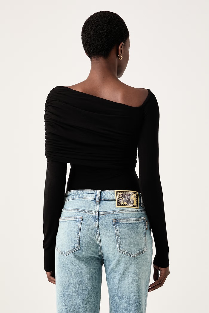 Odjeća Guess Body za žene s dodatkom vune x LEONIE HANNE W6BP53.K8104 crna