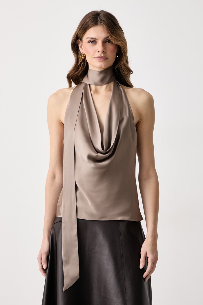 Guess Bluzka damska z dodatkiem jedwabiu x LEONIE HANNE beżowy W6BH70.W5206