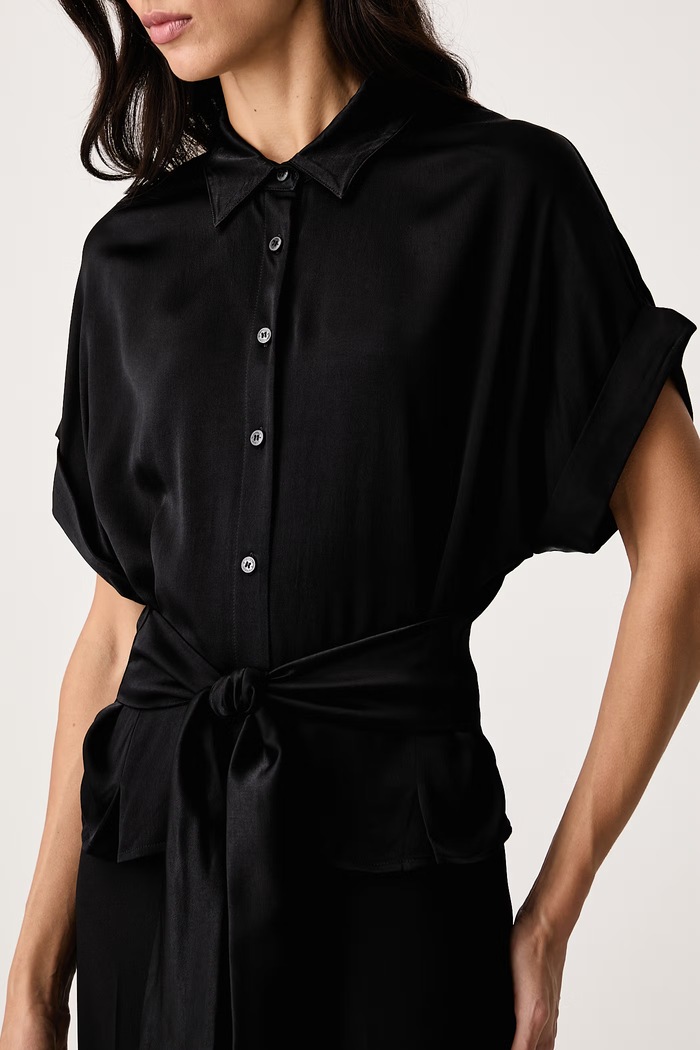 Koszula damska JULIE Guess W6BH56.W4400 czarny