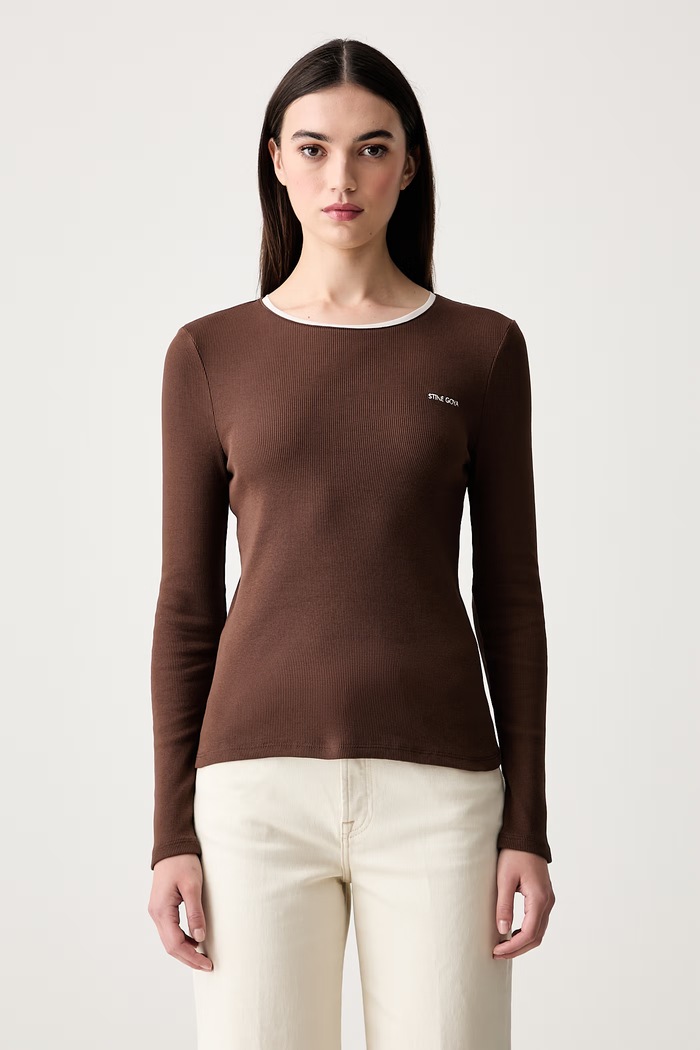 Stine Goya longsleeve damski bawełniany z elastanem brązowy SG.PF26.T202.2385