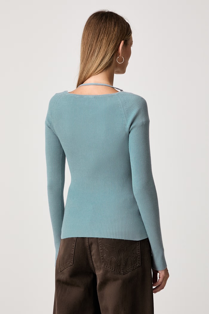 Odzież Guess sweter damski z wiskozą MEGHAN W6YR22.Z0966 niebieski