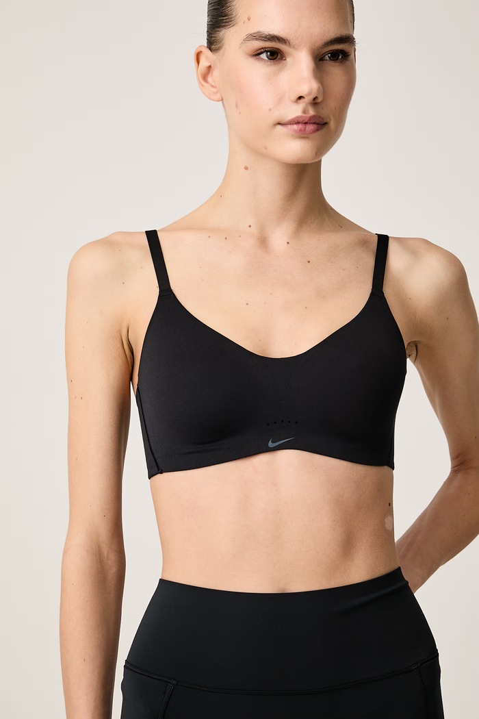 Biustonosz sportowy Alate Minimalist Nike FQ3550.010 czarny