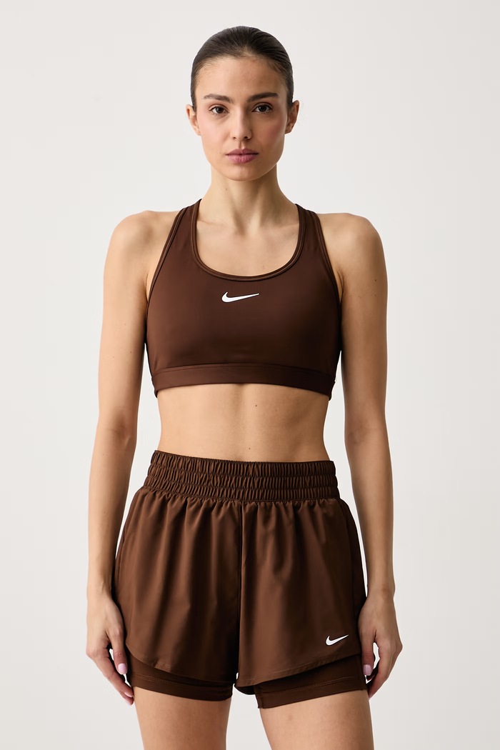 Nike Biustonosz sportowy Swoosh brązowy DX6821.259