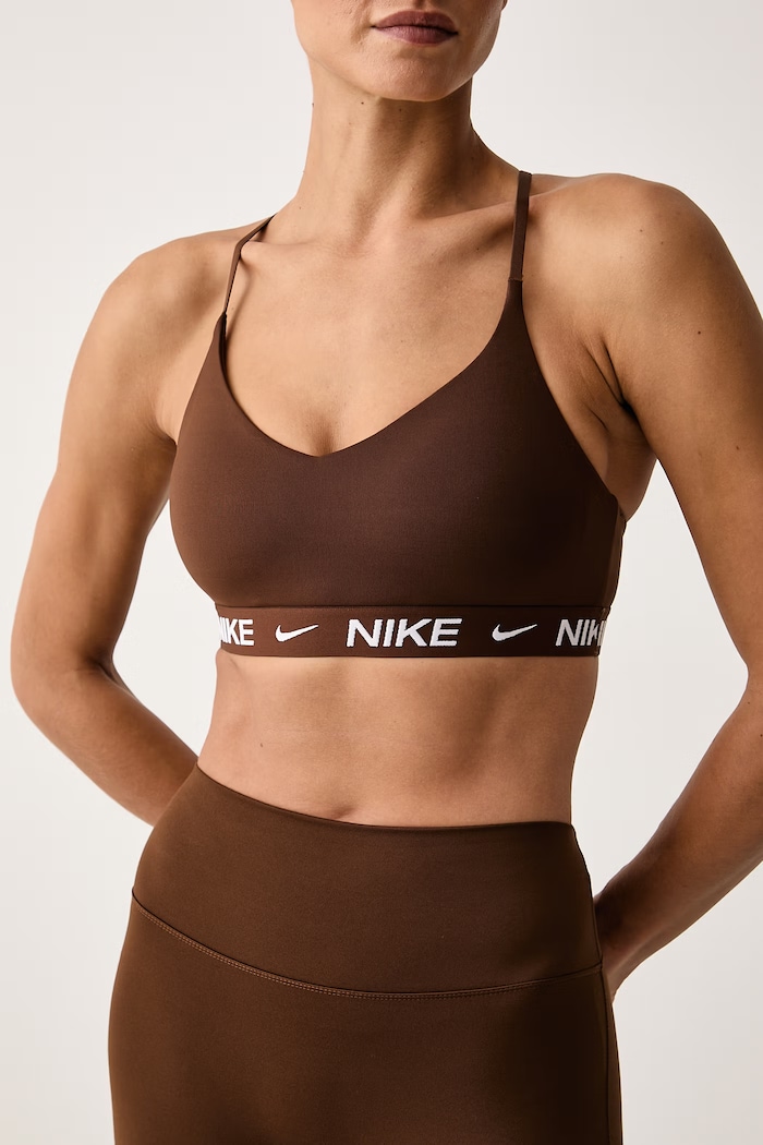 Biustonosz sportowy Nike Indy Nike FD1062.212 brązowy