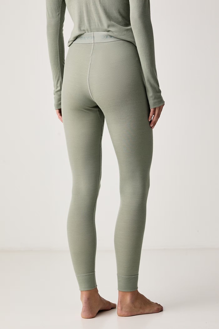 Odzież Devold Legginsy funkcyjne damskie wełniane Adventure Merino PDGO.245.110.C zielony