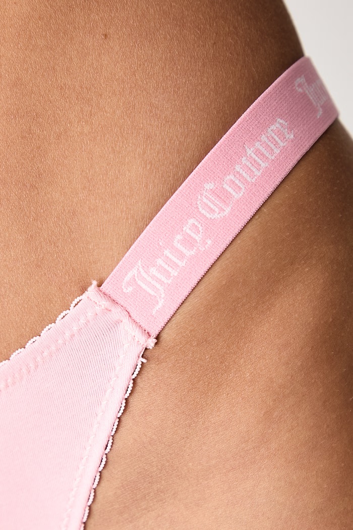 Прашки дамски от памук с еластан DEMI FEMME COTTON SCALLOPED THONG Juicy Couture JCTTH226953 розов