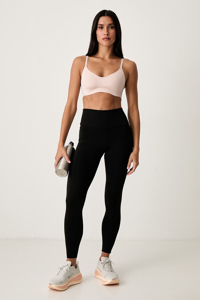 Nike Melltartó Alate Minimalist FQ3550.207 bézs AW26