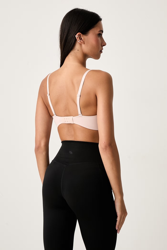 Ruházat Nike Melltartó Alate Minimalist FQ3550.207 bézs