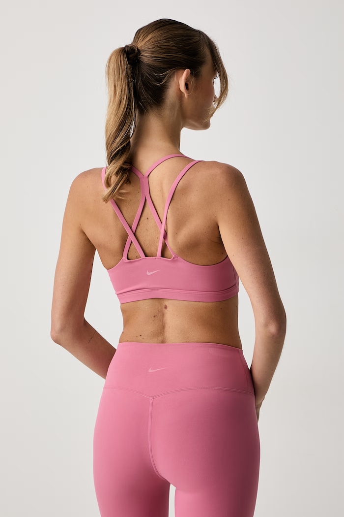 Odzież Nike biustonosz sportowy Zenvy Strappy IB9847.641 różowy
