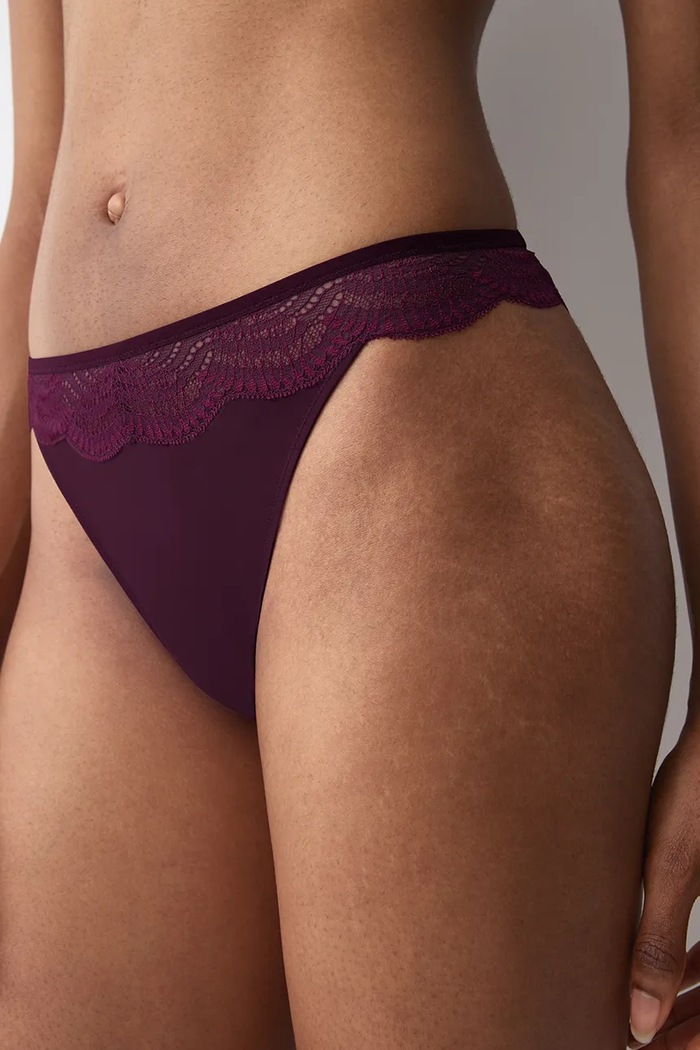 Stringi damskie Triumph 10224956 bordowy