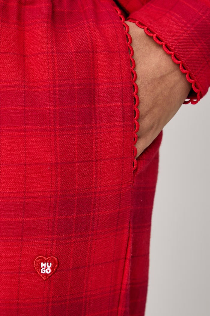 Spodnie piżamowe damskie bawełniane z elastanem FLANNEL PANTS HUGO 50570208 czerwony