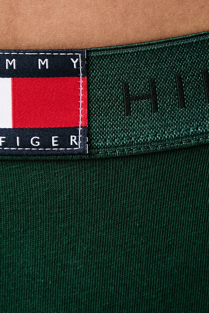 Klasične hlačke ženske bombažne z elastanom Tommy Hilfiger UW0UW06683 zelena
