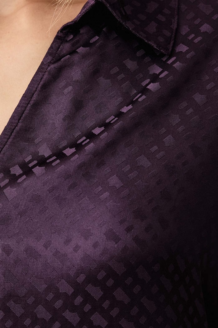 Pižamna srajca ženska viskozna B Monogram_Shirt VN BOSS 50570996 vijolična