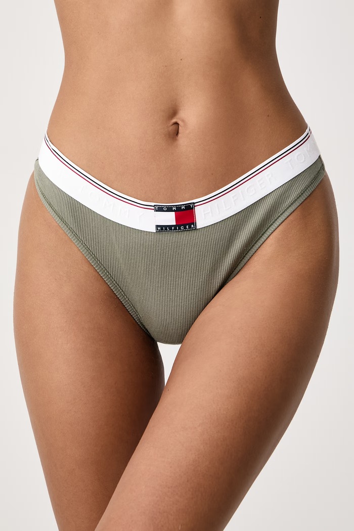 Tommy Hilfiger Stringi damskie z bawełną zielony UW0UW06701
