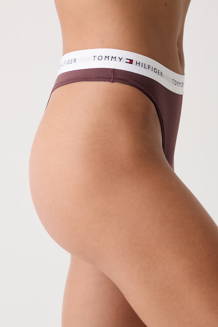 Odzież Tommy Hilfiger stringi damskie UW0UW06636 brązowy
