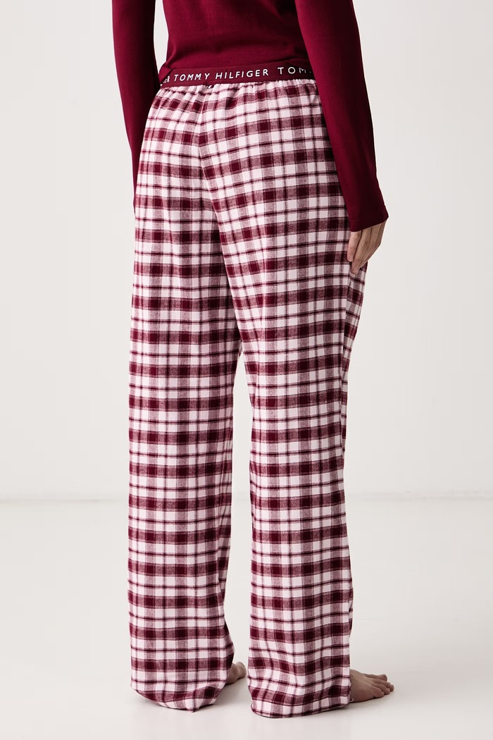Odzież Tommy Hilfiger Spodnie piżamowe damskie bawełniane UW0UW06624 różowy