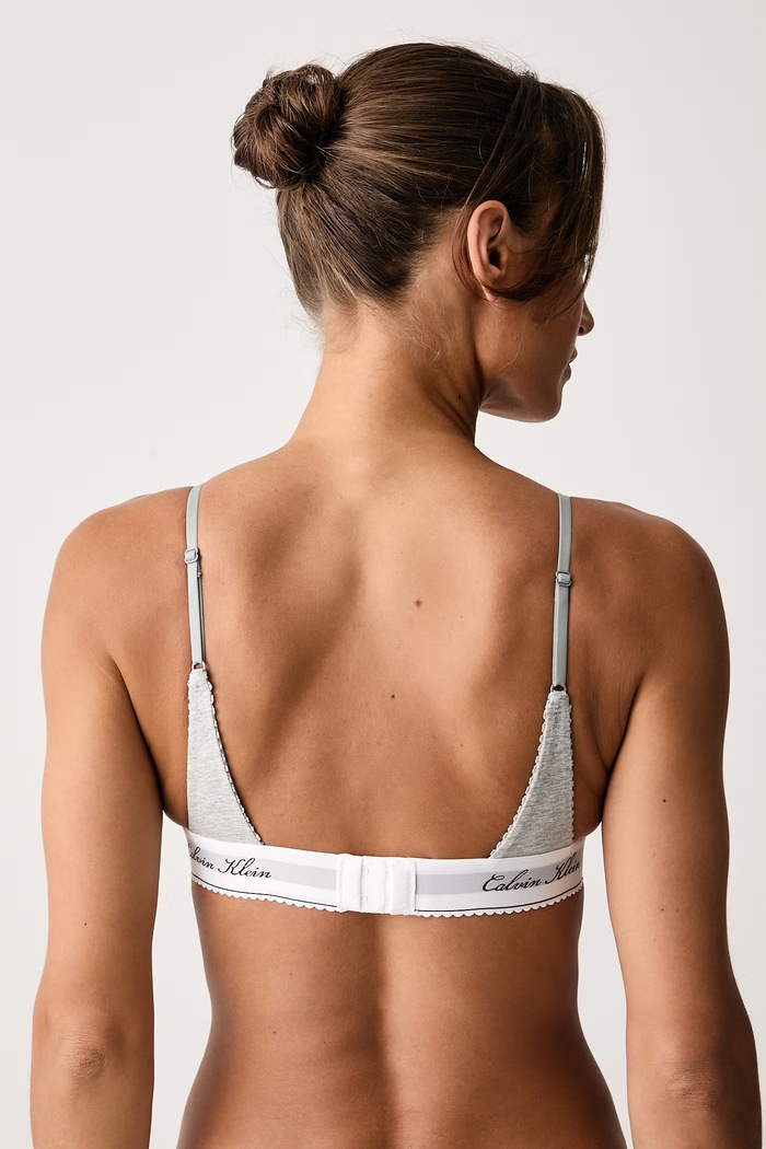 Odzież Calvin Klein Underwear Biustonosz trójkątny z bawełną LV00QF9068 szary